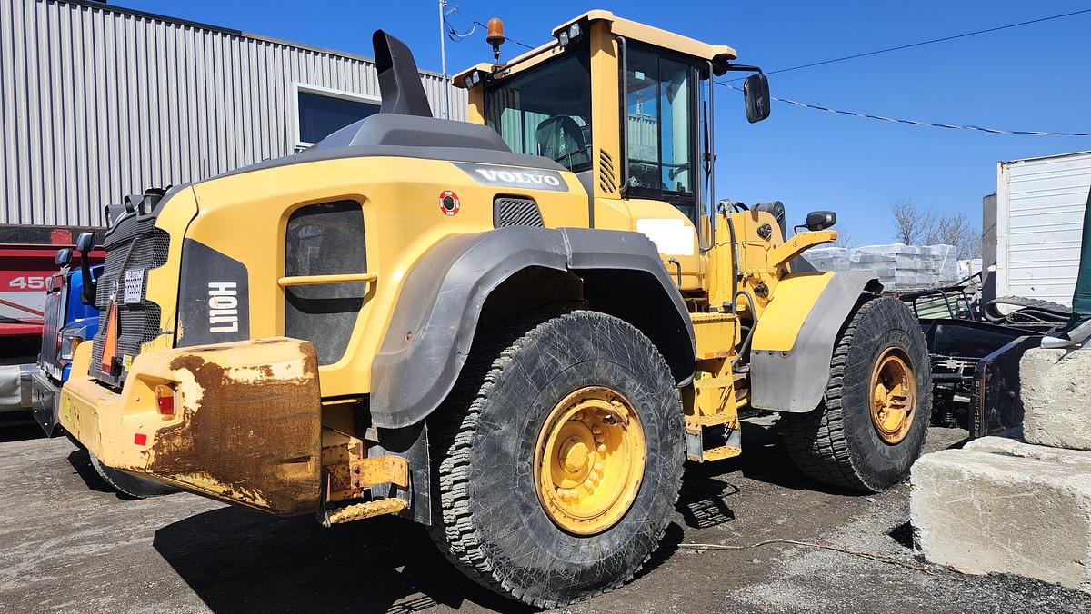 Used 2017 Volvo L110H