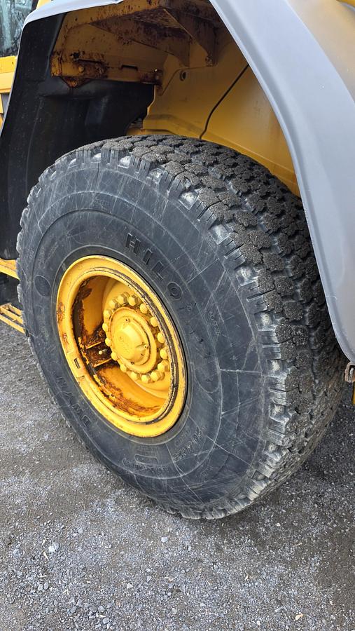 Used 2013 Volvo L90G