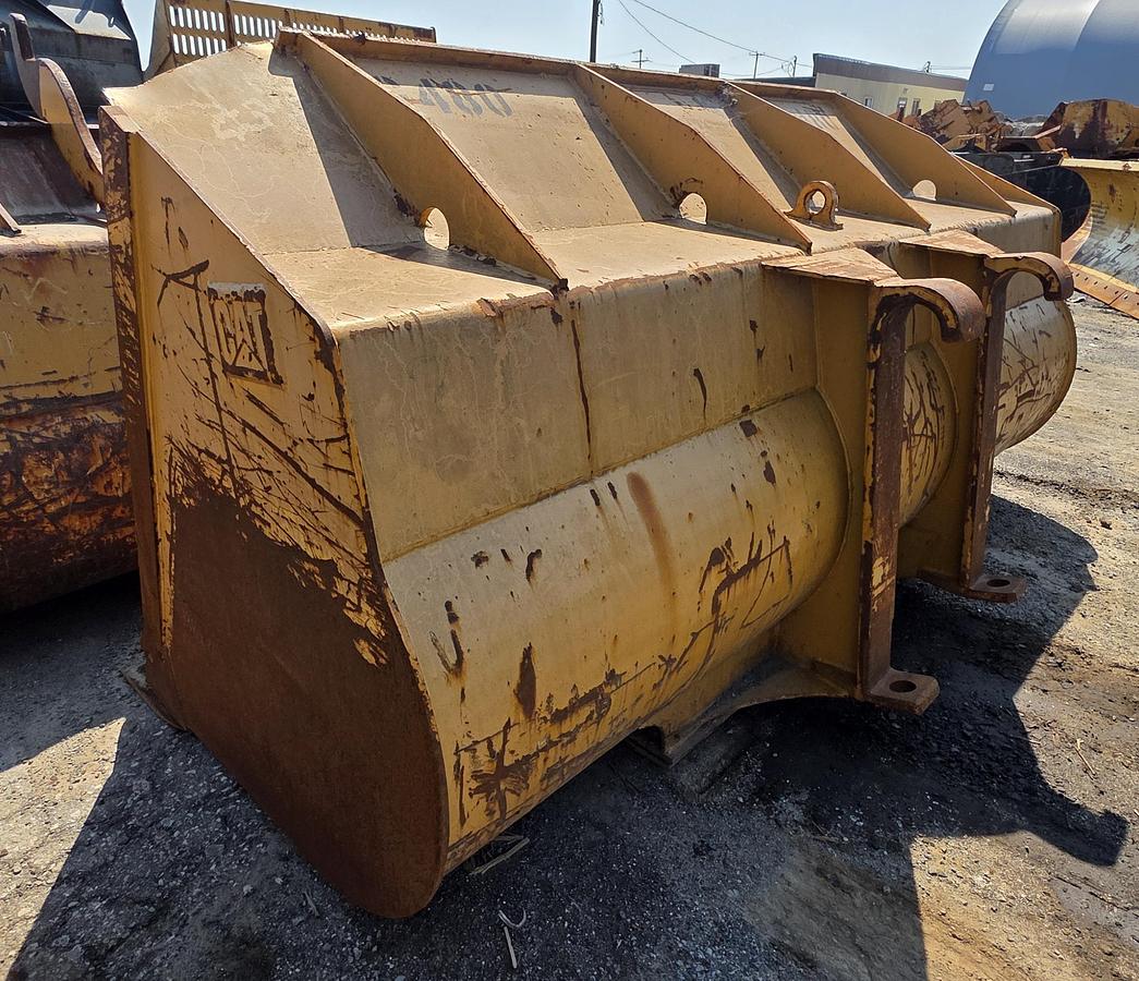 Used Caterpillar 950G/950H - 112 inches