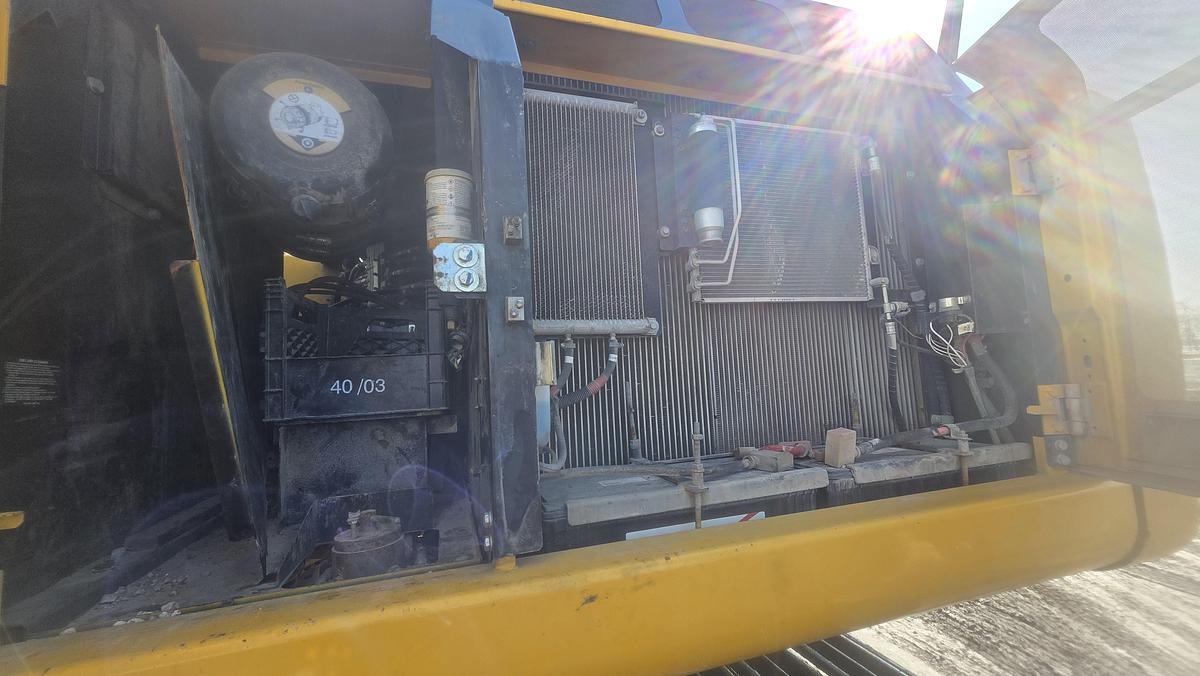 Used 2018 John Deere 210G