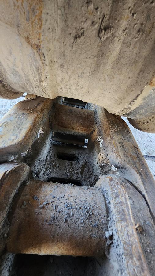 Used 2008 Komatsu PC600LC8