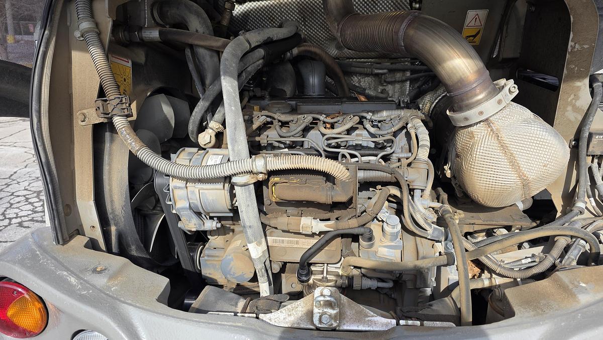 Used 2023 Takeuchi TW80