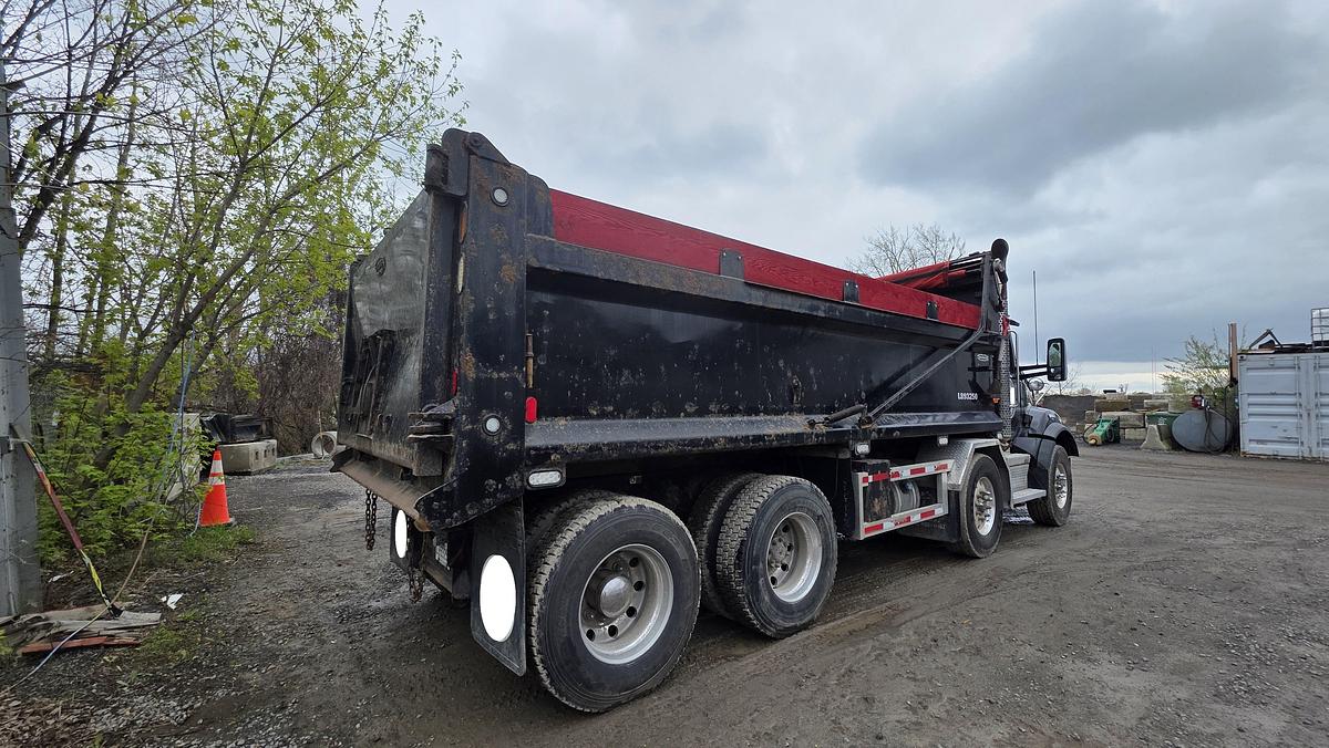 Used 2018 Kenworth T880