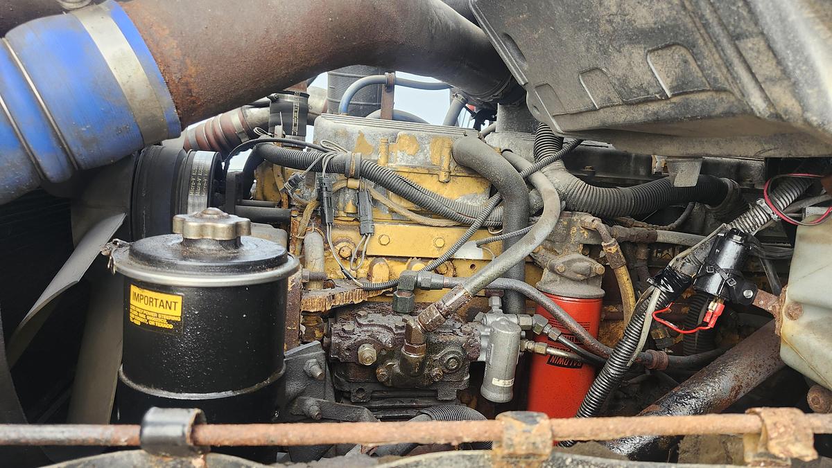 Used 2002 International 2674