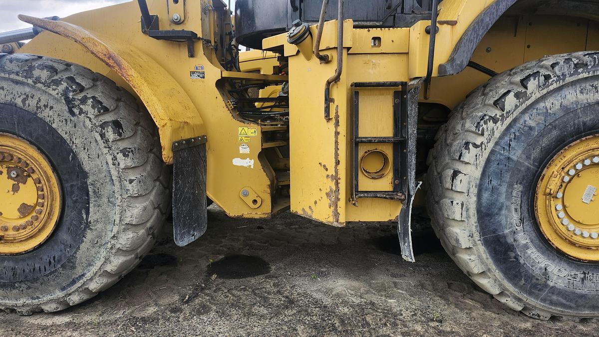 Used 2012 Caterpillar 98