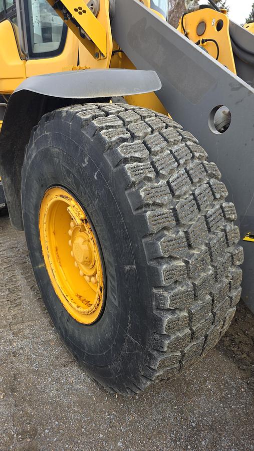 Used 2015 Volvo L90H