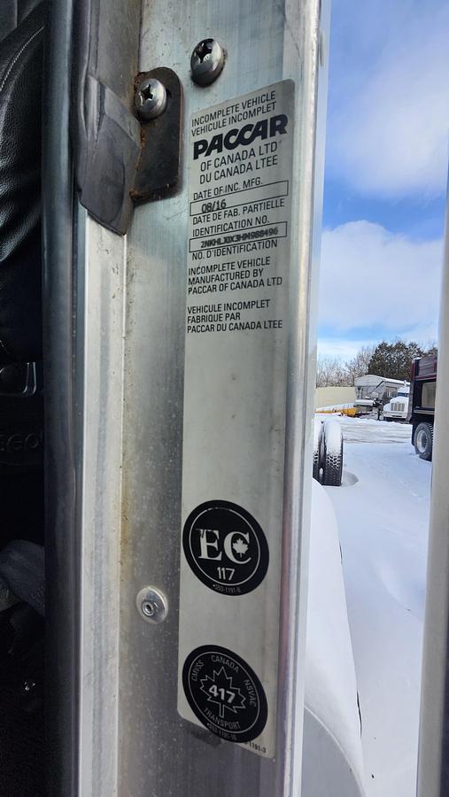 Used 2017 Kenworth T370