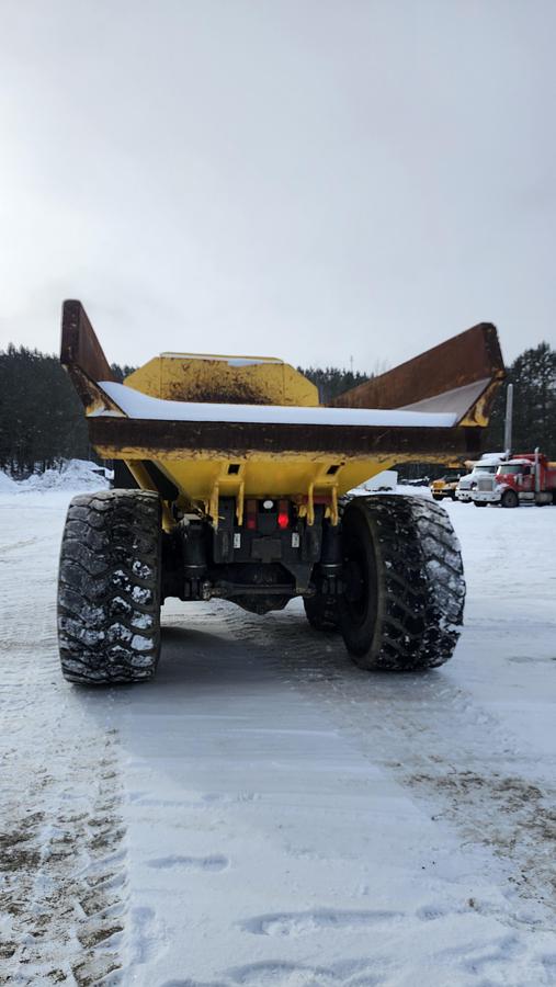 Used 2010 Komatsu HM300