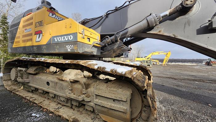 Used 2022 Volvo EC750EL