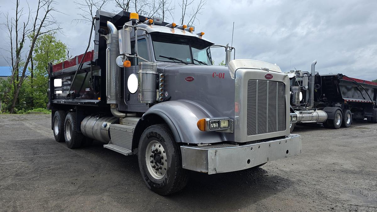 Used 2012 Peterbilt Tandem