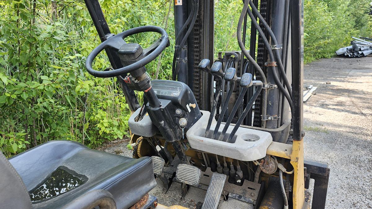 Used 1997 Caterpillar GC30 LP