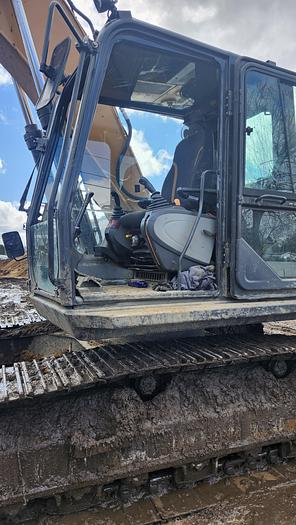 Used 2020 Case CX220C