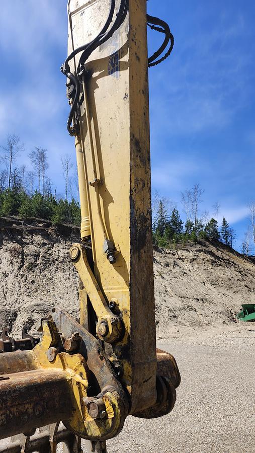 Used 2017 Komatsu PC350LC8