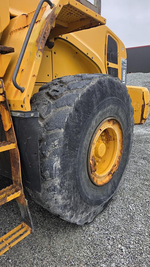 Used 2013 Volvo L180G