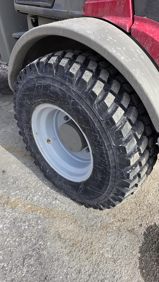 Used 2023 Takeuchi TW80