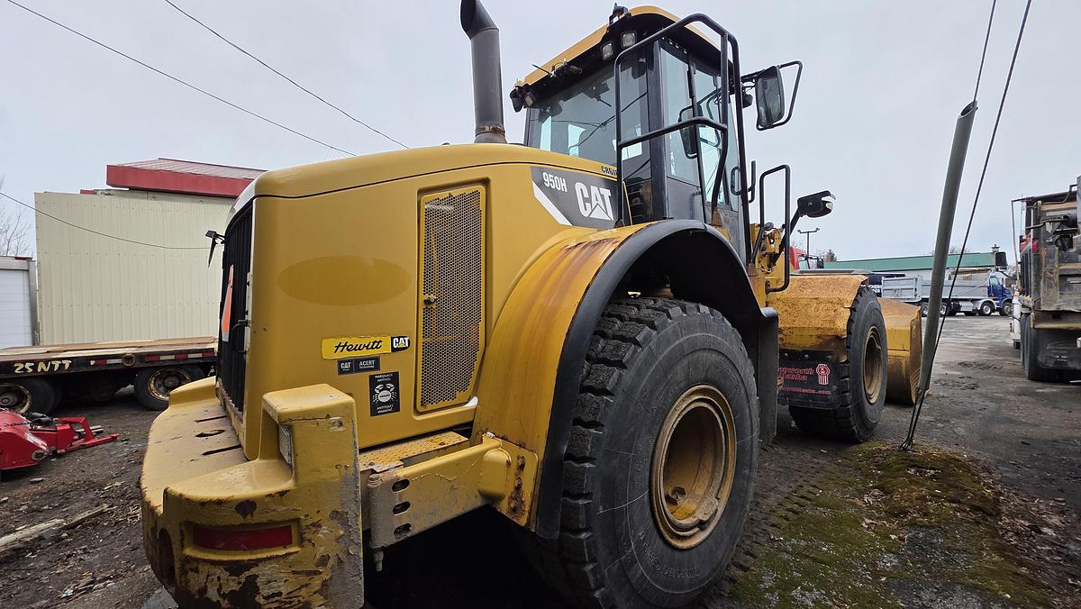 Used 2011 Caterpillar 950H