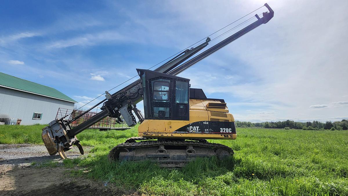 Used 2008 Caterpillar 320C FM