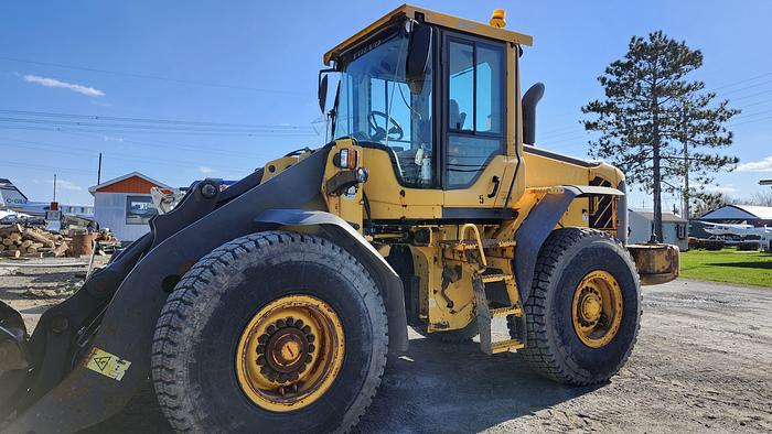 Used 2010 Volvo L70F