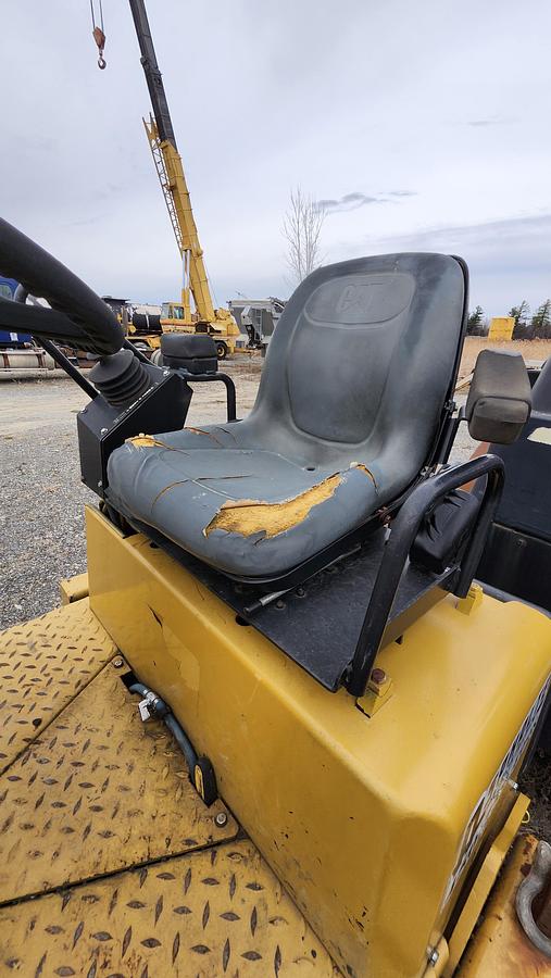 Used 2009 Caterpillar CB24