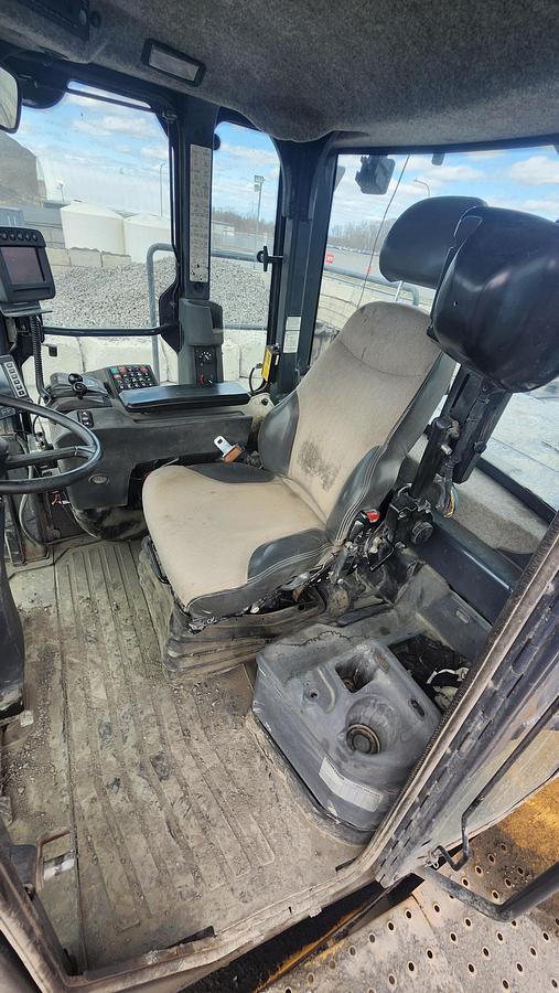 Used 2019 John Deere 844K-III