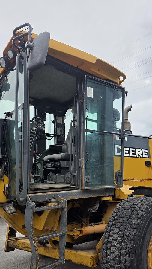 Used 2010 John Deere 772G