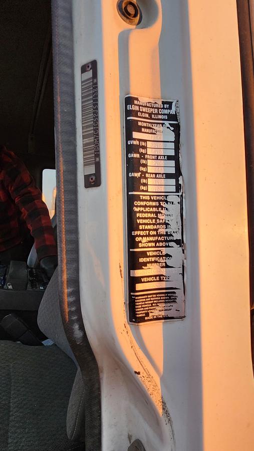 Used 2004 Elgin Whirlwind