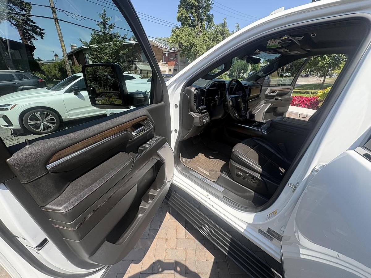 Used 2024 Chevrolet High Country 2500