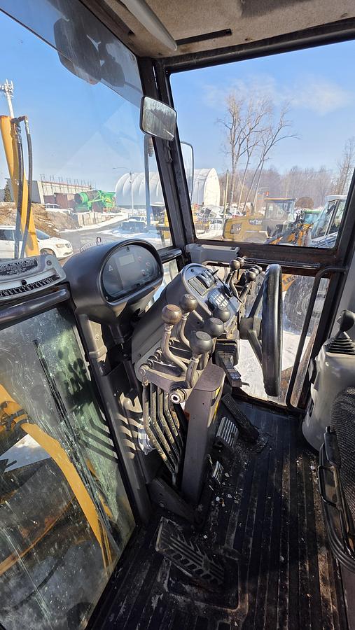 Used 2009 Volvo G940