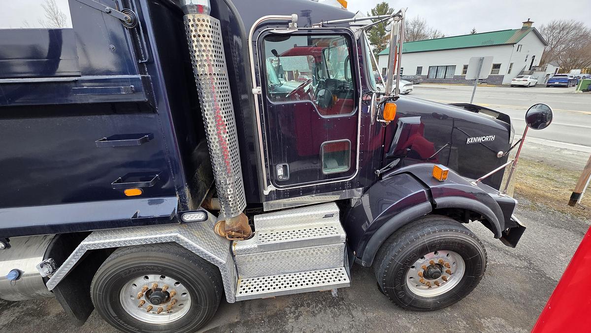 Used 2020 Kenworth T800