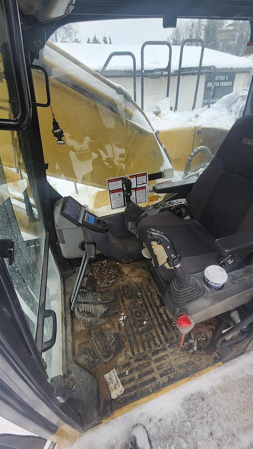 Used 2012 Komatsu PC290LC10