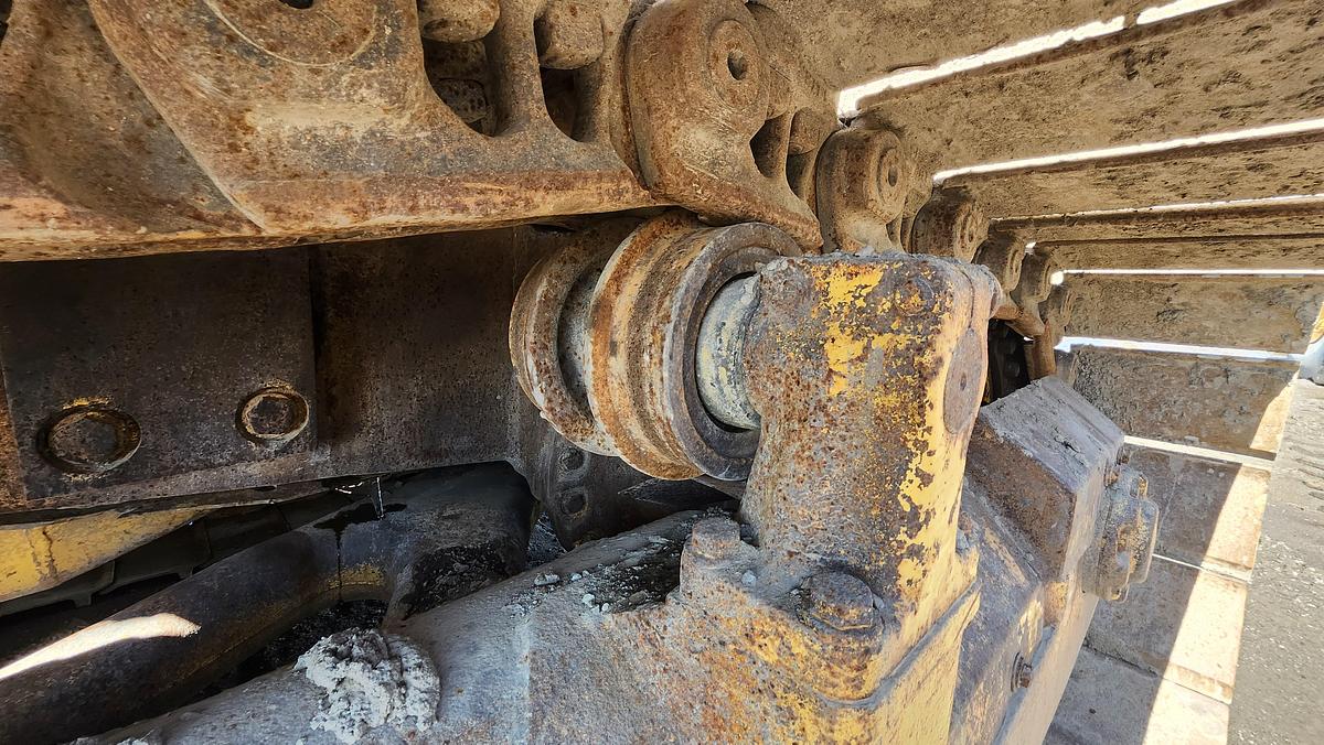 Used 1985 Komatsu D85P-21