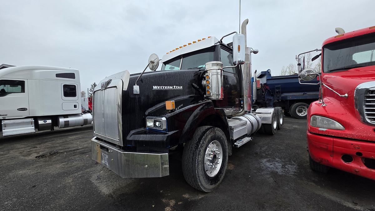 Used 2012 Western Star 4900SA