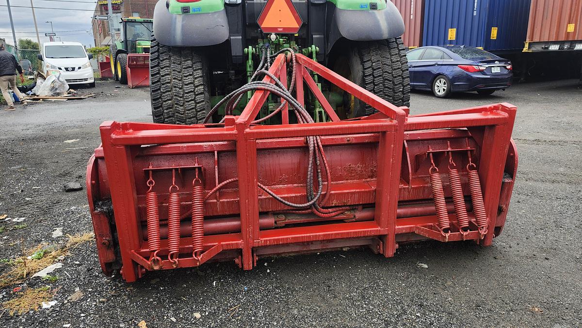 Used 2014 John Deere 6105M