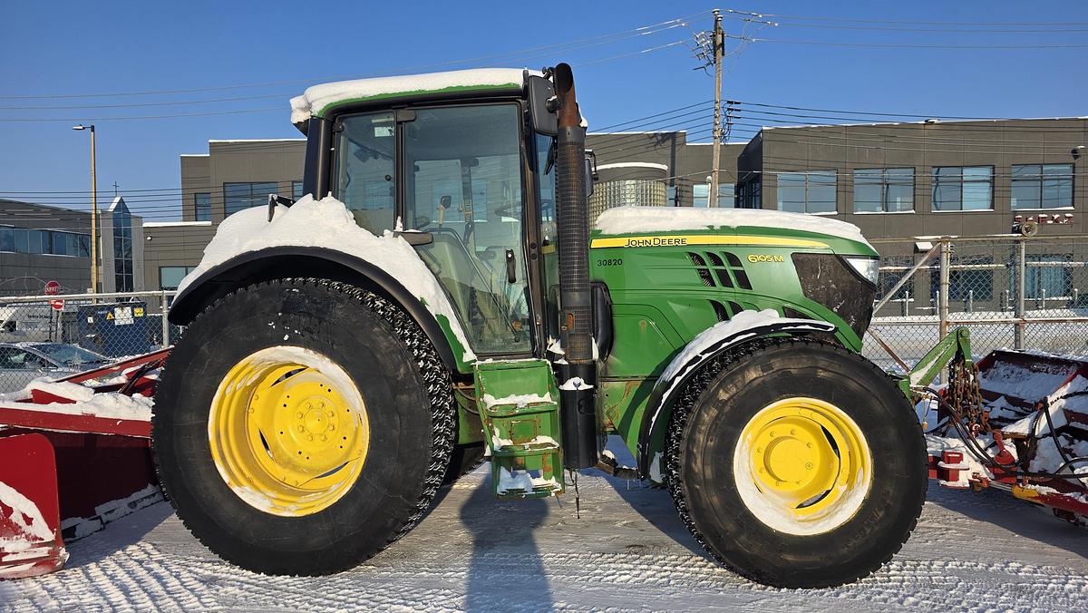 Used 2014 John Deere 6105M