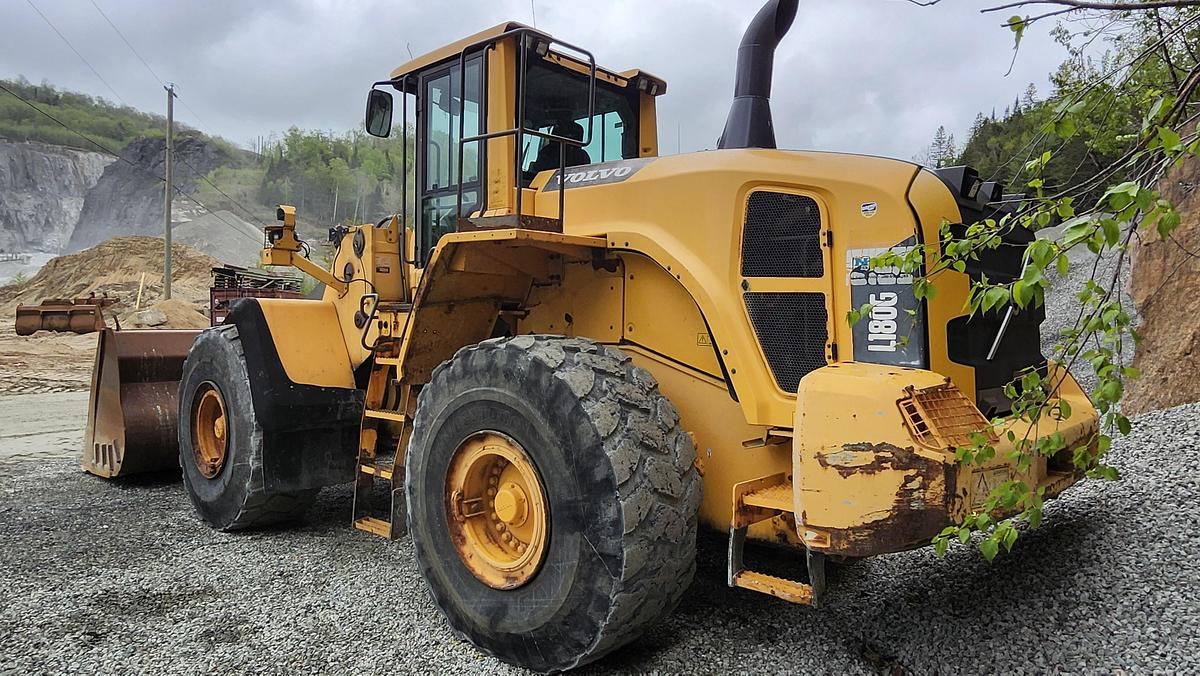 Used 2013 Volvo L180G