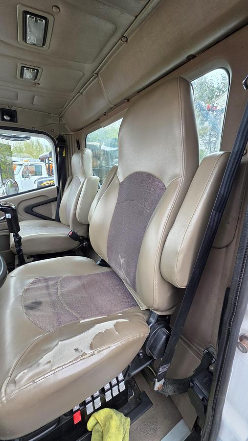 Used 2011 International Paystar 5000