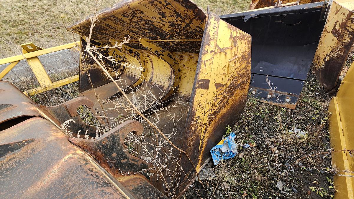 Used Caterpillar 132″ for Caterpillar 950H