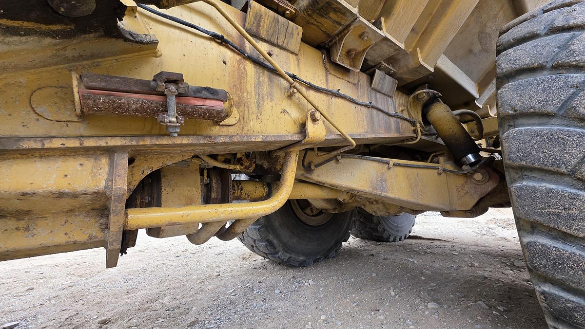 Used 1997 Caterpillar D400E