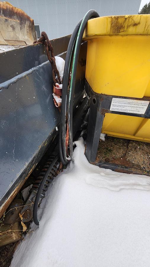 Used 2012 Volvo G970