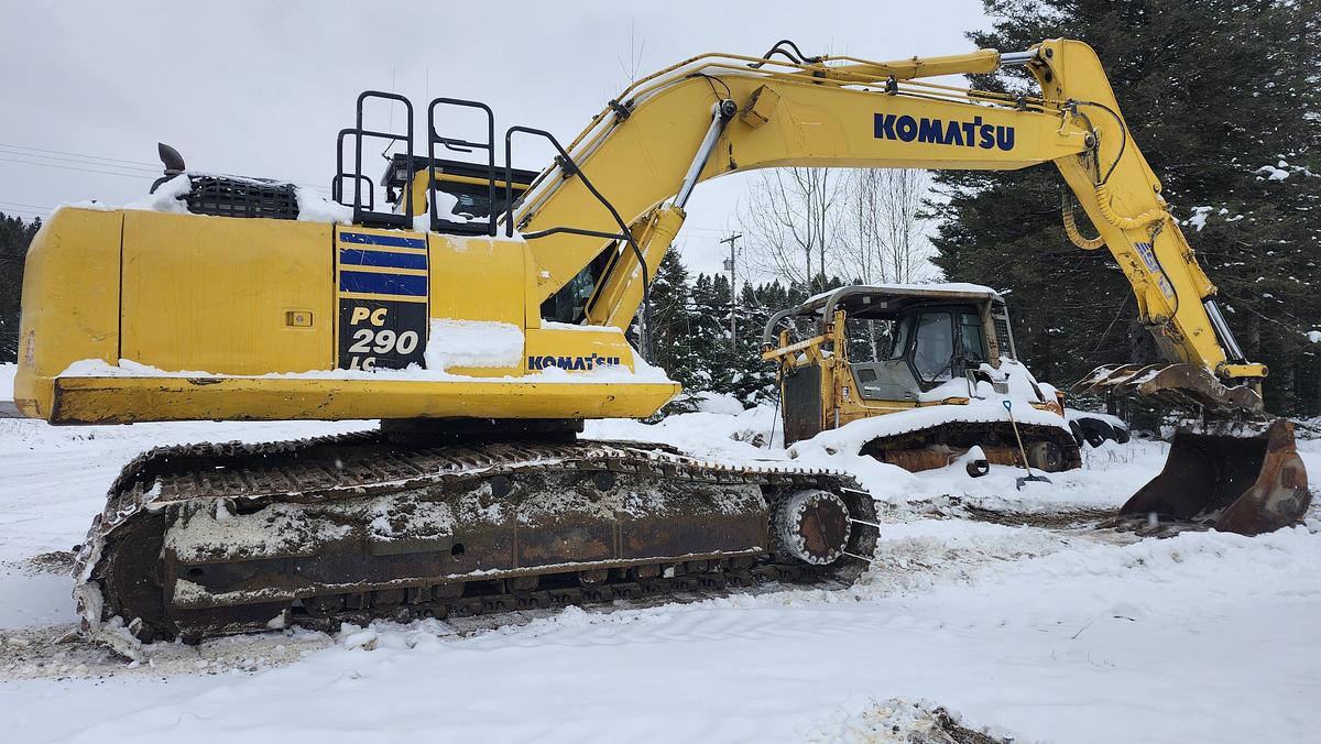 Used 2012 Komatsu PC290LC10