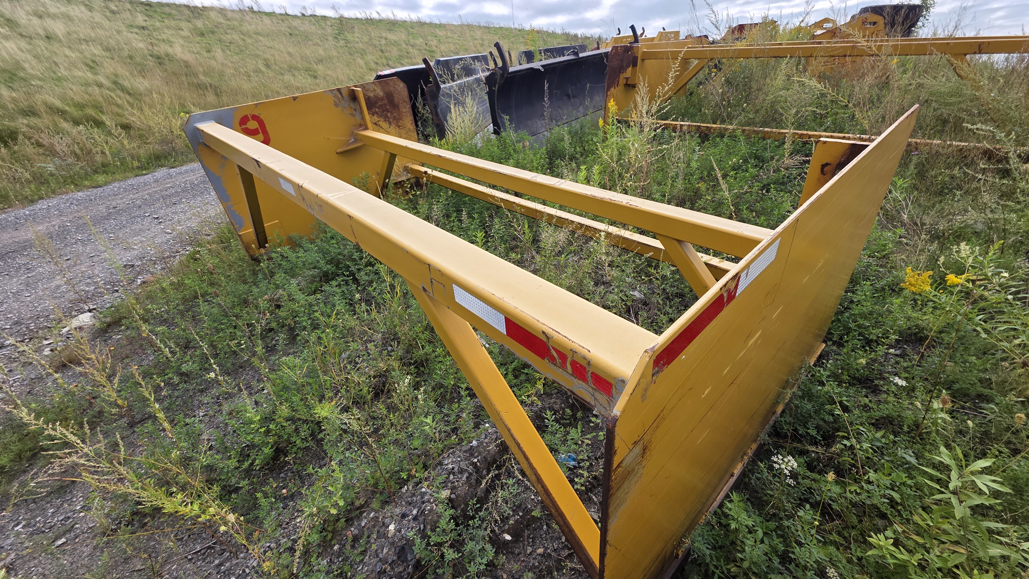 Used ACS 102 in Bucket