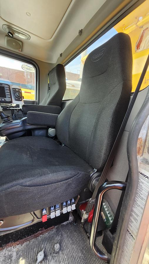 Used 2018 Peterbilt 348