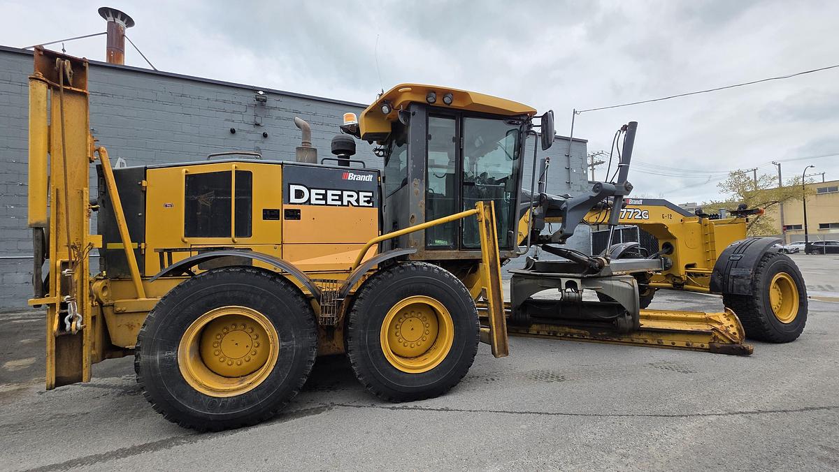 Used 2010 John Deere 772G