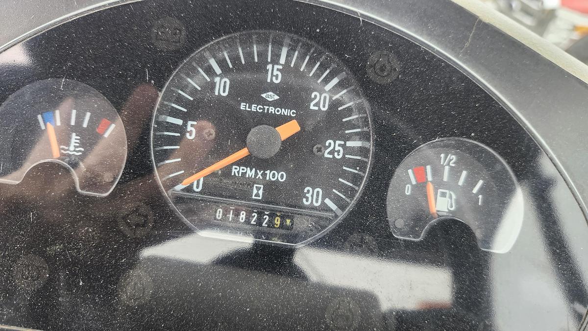 Used 2011 Volvo SD100D