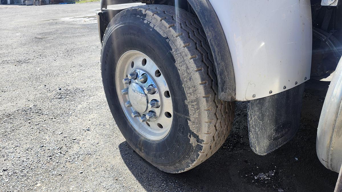 Used 2018 Peterbilt 348