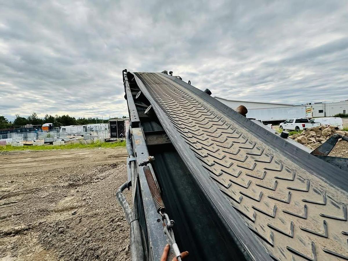 Used 2021 Terex Finlay 883+