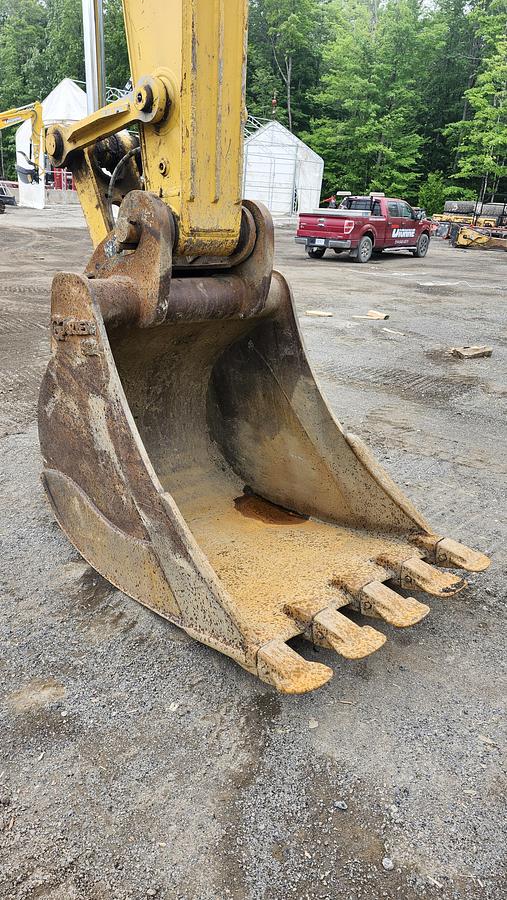 Used 2020 Kobelco SK230SR LC5