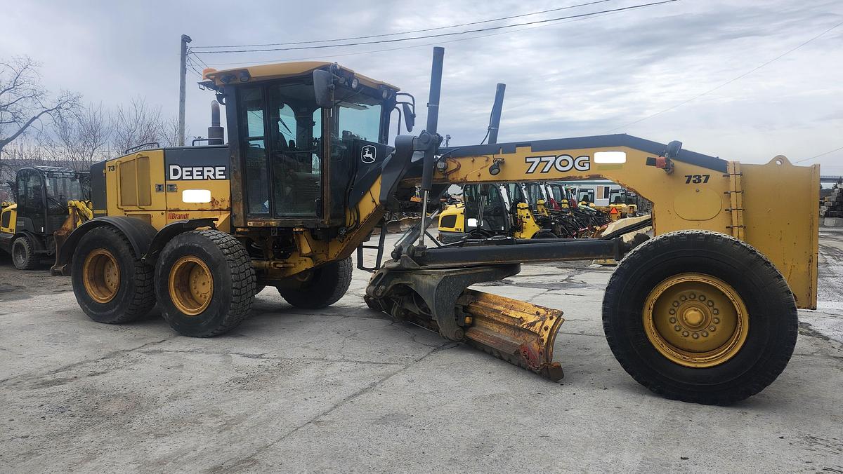 Used 2011 John Deere 770G