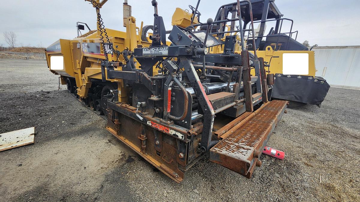 Used 2003 Caterpillar AP-1055B