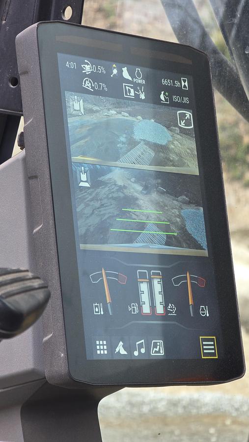 Used 2021 Caterpillar 325-07
